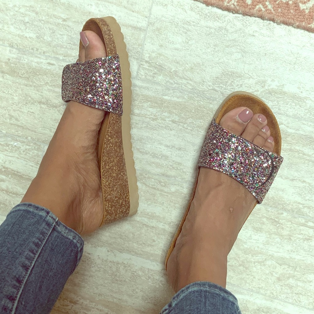 Platform Sophia Milano sparkle sandals